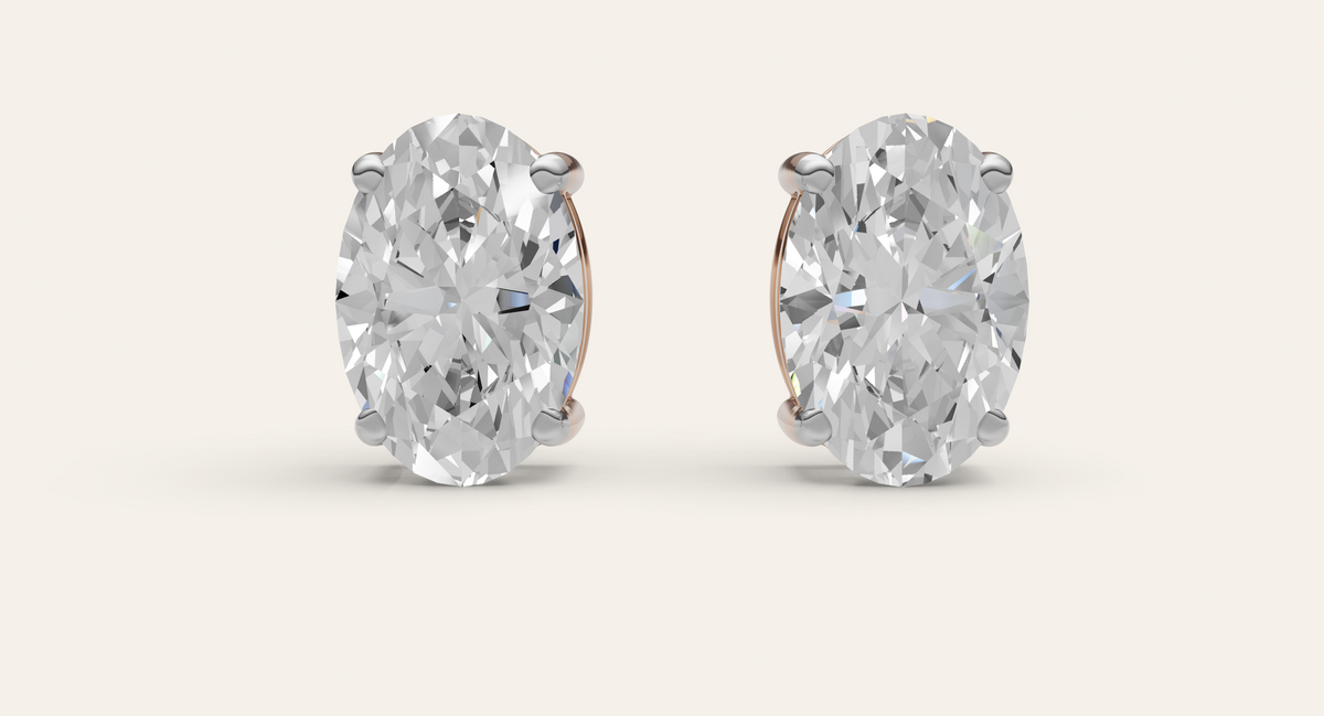 Ovale lab-grown diamond earrings, view 5