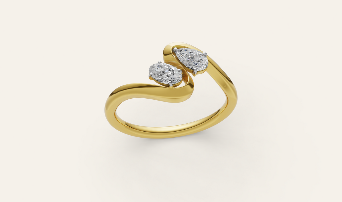 Eclat lab-grown diamond ring in yellow gold